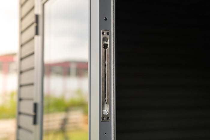 Linholm WPC Gartenhaus Linia 2424 inkl. Dachrinnen-Set, 2-farbig Grau/Anthrazit