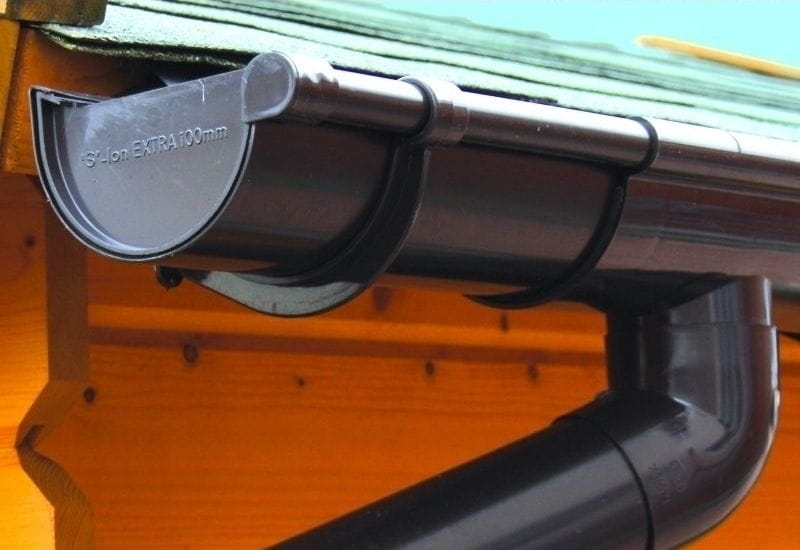 Dachrinnen Set RG 100 braun 4 x 800 cm Walmdach