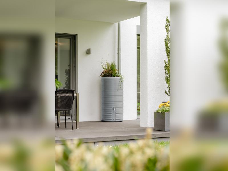 Garantia Regentonne Nordic 2in1, 300 Liter, steingrau, inkl. Pflanzschale