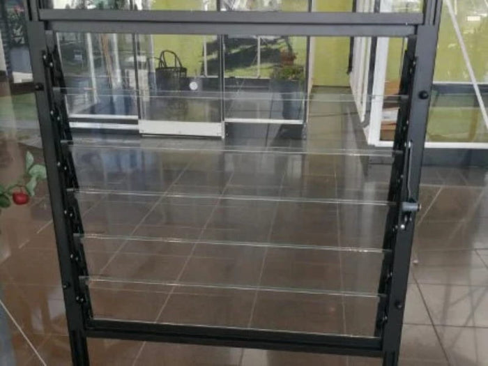 Halls Lamellenlüfter inkl. Glas - Qube, schwarz