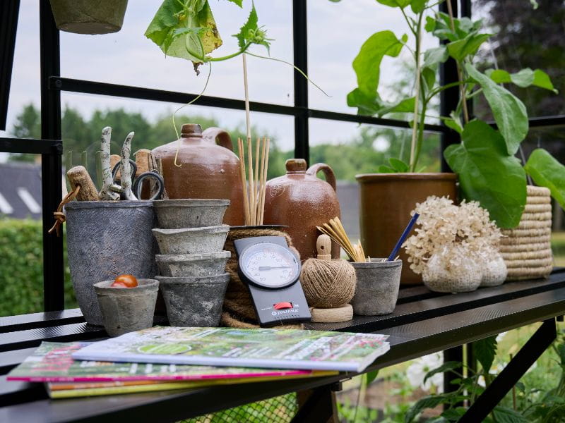 Halls Lamellentisch - Qube Square - schwarz