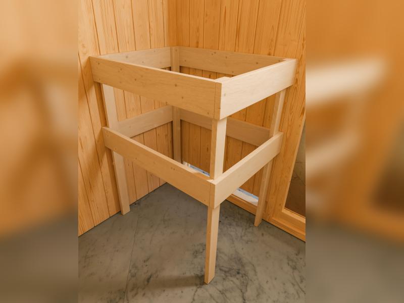 Karibu Sauna Sandra inkl. 9 kW Ofen integr. Steuerung, mit klassicher Tür -mit Dachkranz-