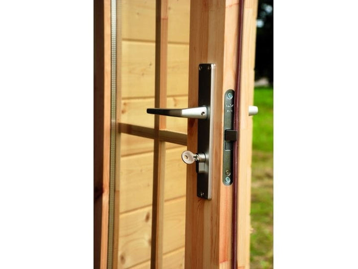 Skan Holz Blockbohlenhaus Lausanna 45plus Dämmbar für Dachziegel