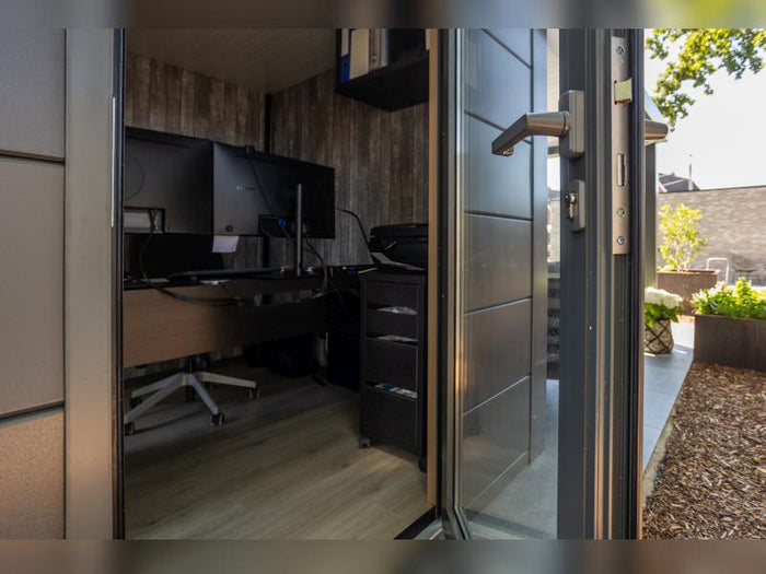 Telluria Metall-Gerätehaus Luminato 2424, Komplett Weiß, inkl. 2 bodentiefe Fenster