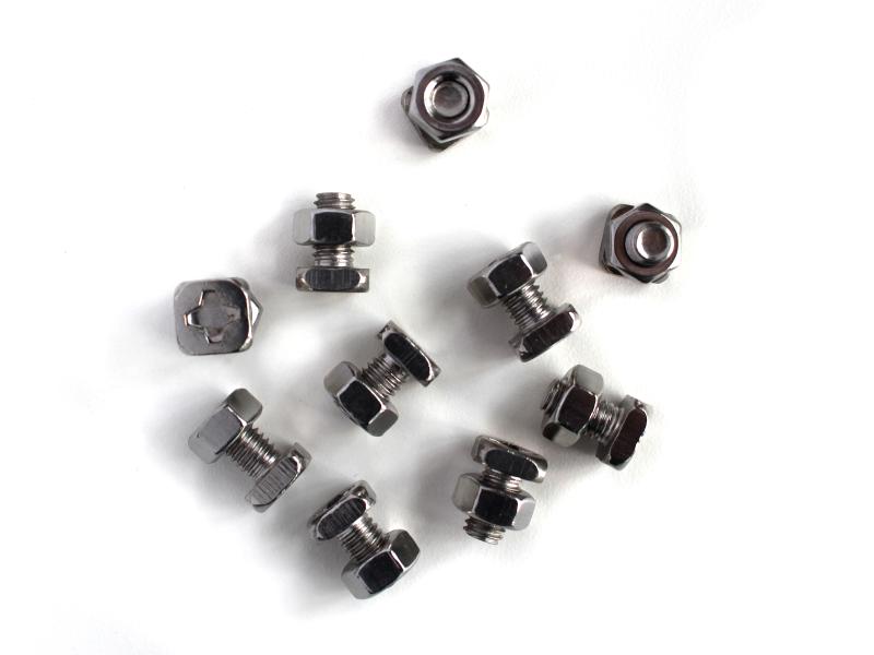 Vitavia Stahlschrauben und Mutternsatz