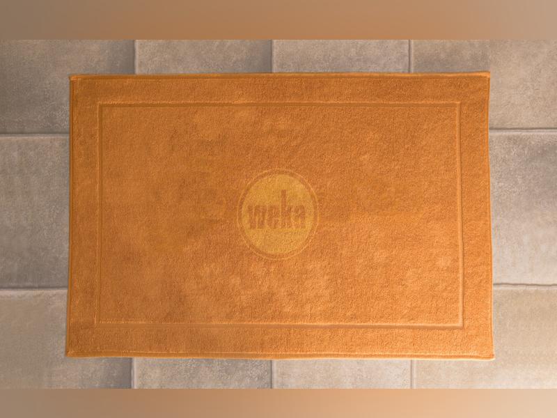 Weka Design-Massivholzsauna Cubilis Eck 1 inkl. Sauna-Leuchtenset, Lieferung und Montage