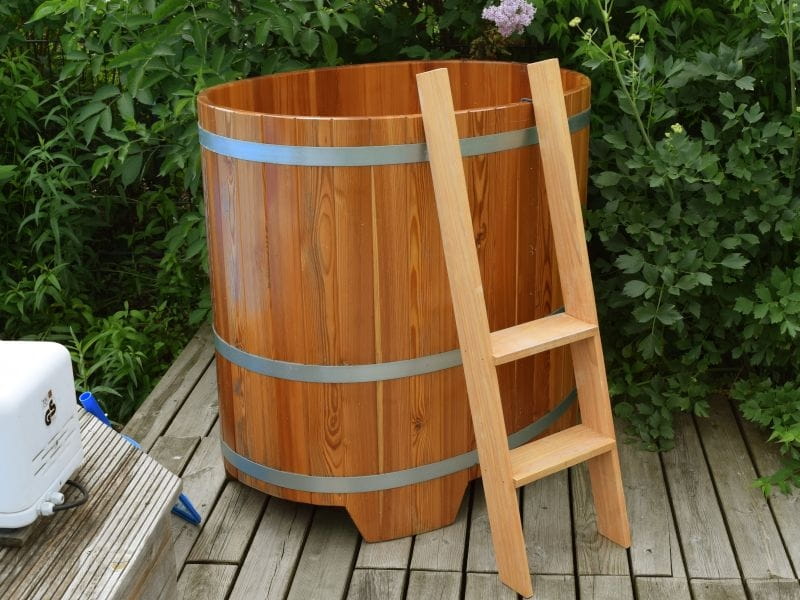 Weka Sauna Tauchbottich aus Lärchenholz