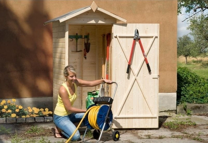 Weka Terrassenschrank mit Satteldach und Einzeltür