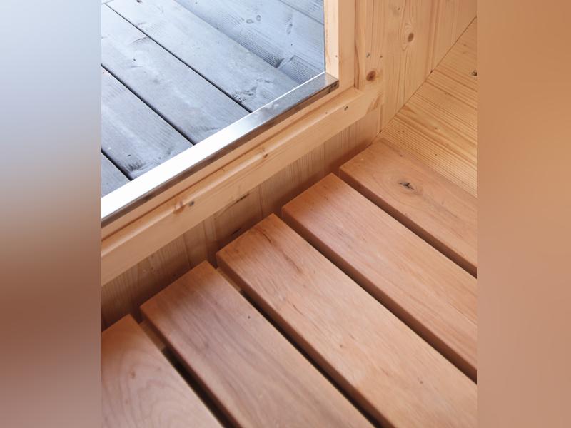 Wolff Finnhaus Saunafass 280 de luxe montiert DS schwarz Anstrich Kiefer