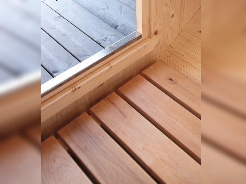 Wolff Finnhaus Saunafass Basic 250 montiert DS schwarz Anstrich Walnuss