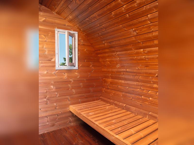 Wolff Finnhaus Saunahaus Steen Thermoholz als Bausatz mit schwarzen Dachschindeln