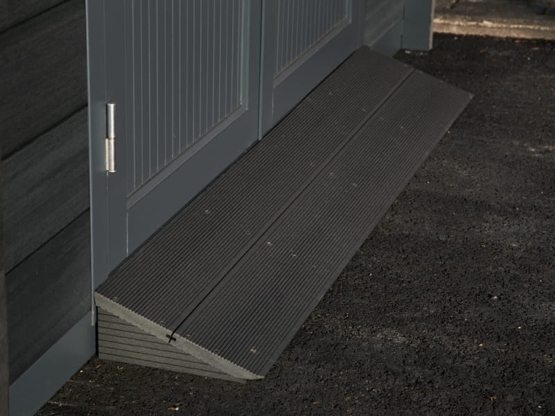 Wolff Finnhaus WPC Rampe