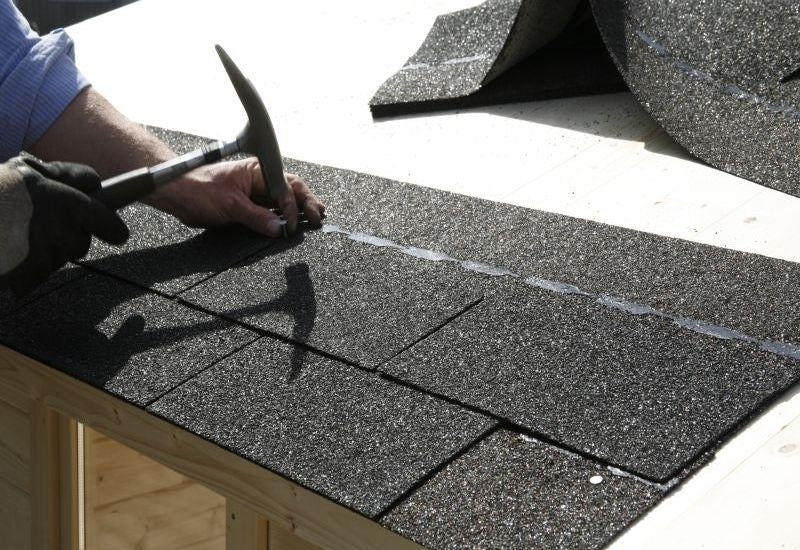 Montage 2 Pakete Bitumen Dachschindeln