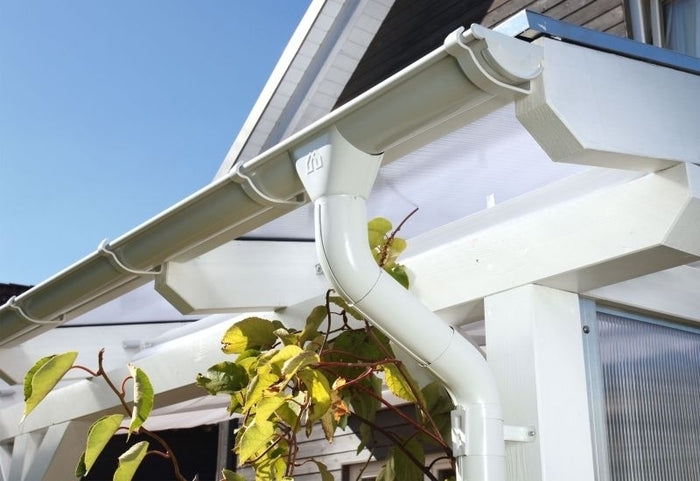 Skan Holz Metall-Regenrinne für Satteldach-Carport 648 cm, weiß