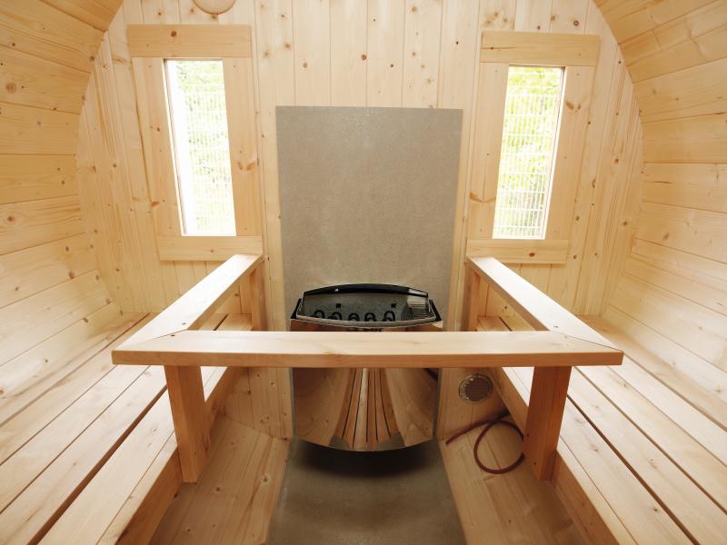 Wolff Finnhaus Saunafass 330 2-Raum montiert
